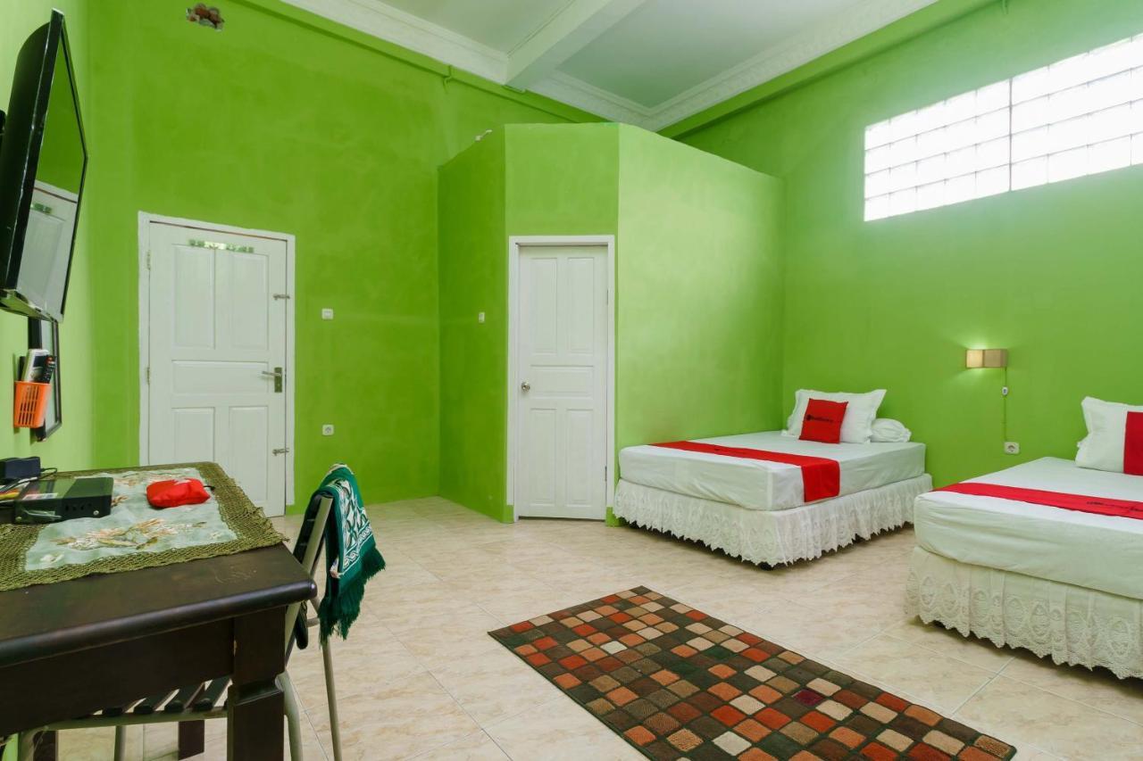 Reddoorz Syariah Near Museum Tsunami Aceh 2 Geutieue Dış mekan fotoğraf